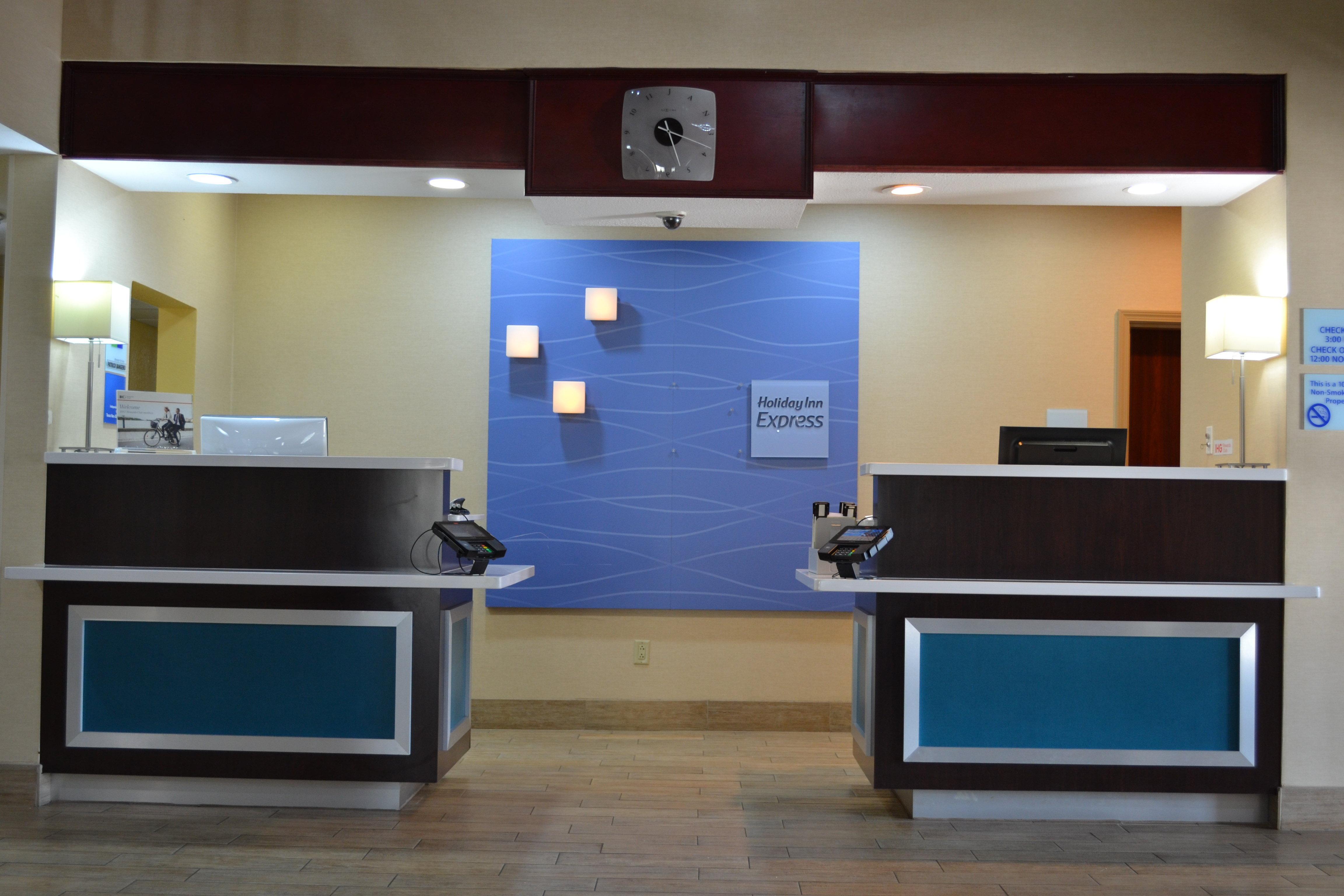 Holiday Inn Express Hotel & Suites Gainesville By Ihg Zewnętrze zdjęcie