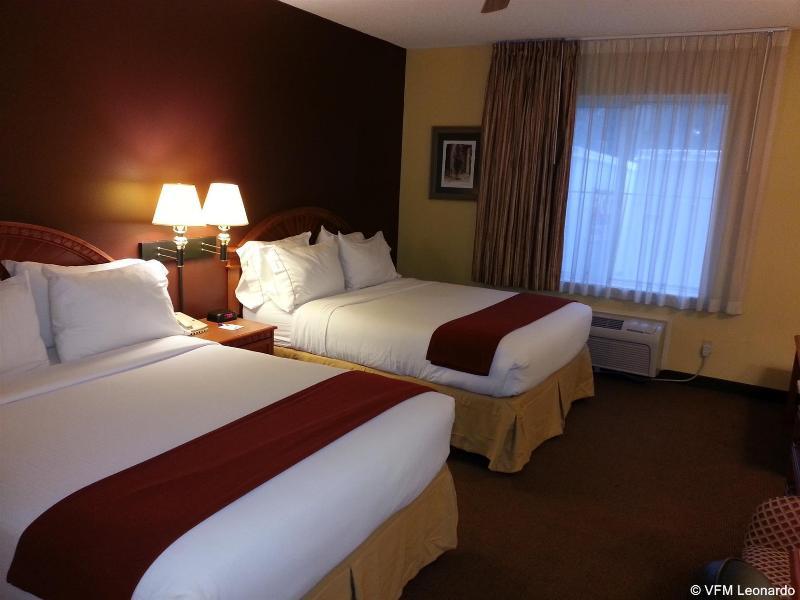 Holiday Inn Express Hotel & Suites Gainesville By Ihg Zewnętrze zdjęcie