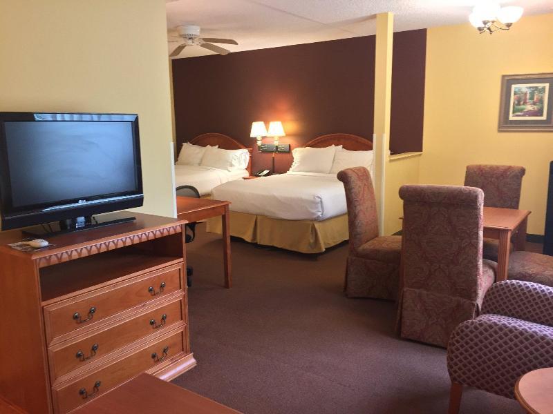 Holiday Inn Express Hotel & Suites Gainesville By Ihg Zewnętrze zdjęcie