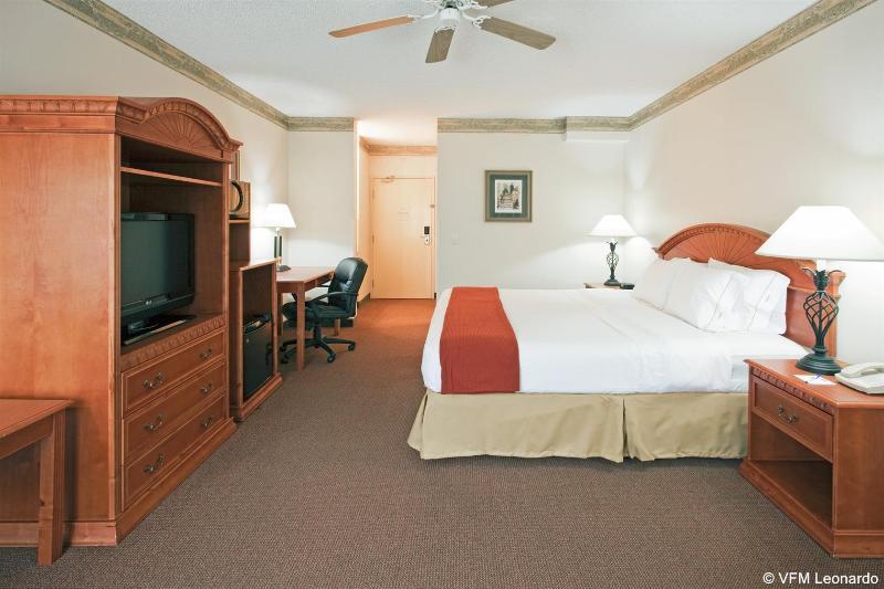 Holiday Inn Express Hotel & Suites Gainesville By Ihg Zewnętrze zdjęcie